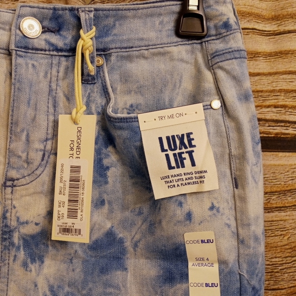 Skirt Bleach Distressed Code Blue - Picture 5 of 10